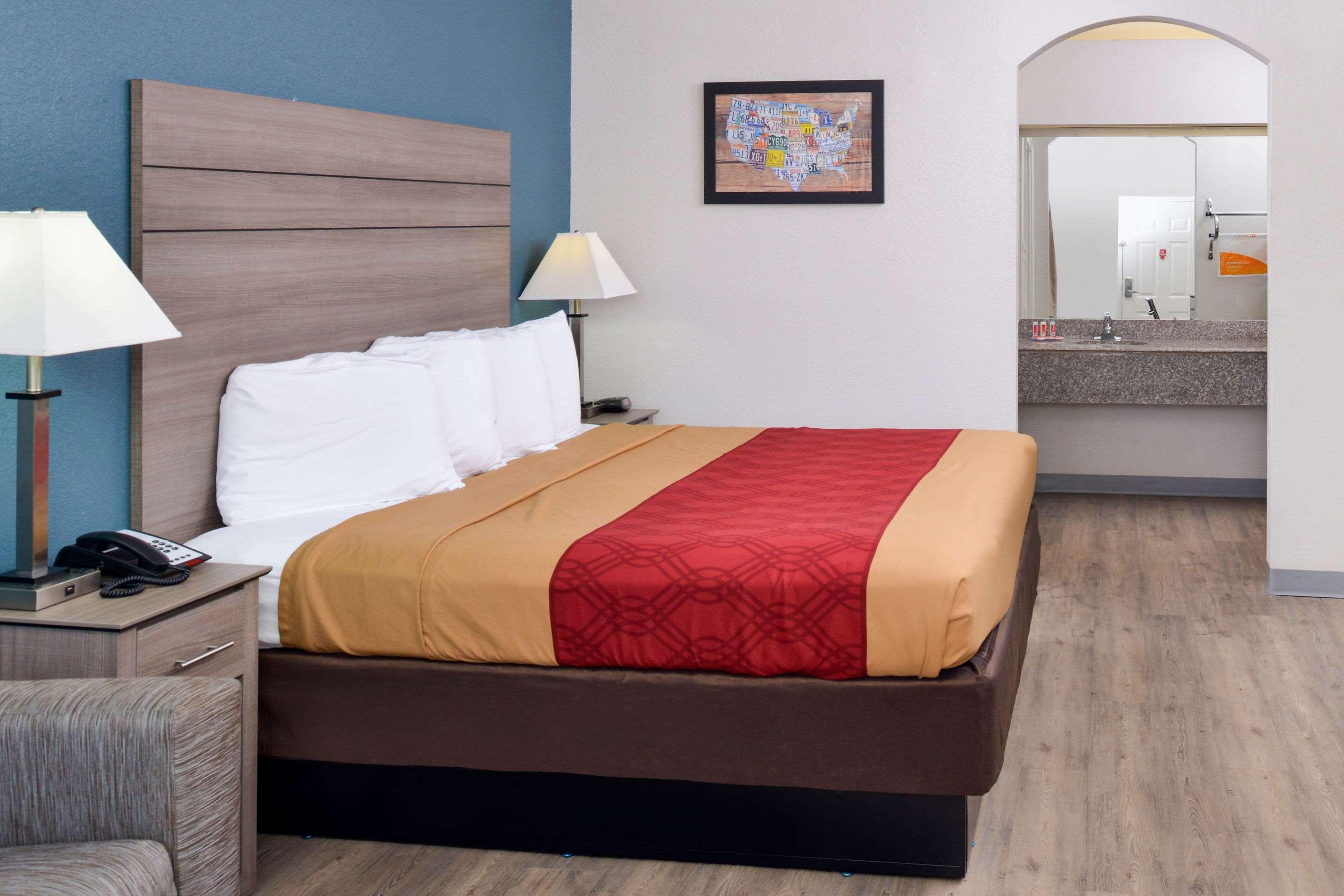 Econo Lodge Inn & Suites Port Arthur Near Sabine Pass Buitenkant foto