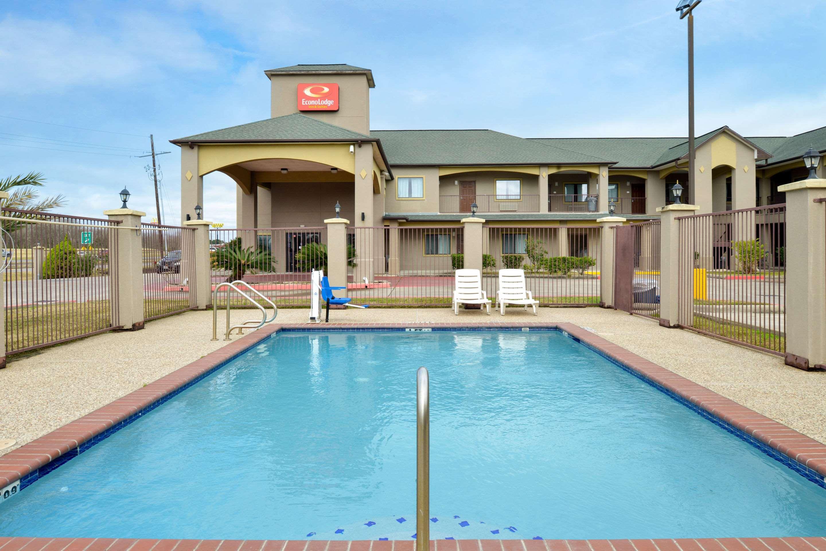 Econo Lodge Inn & Suites Port Arthur Near Sabine Pass Buitenkant foto