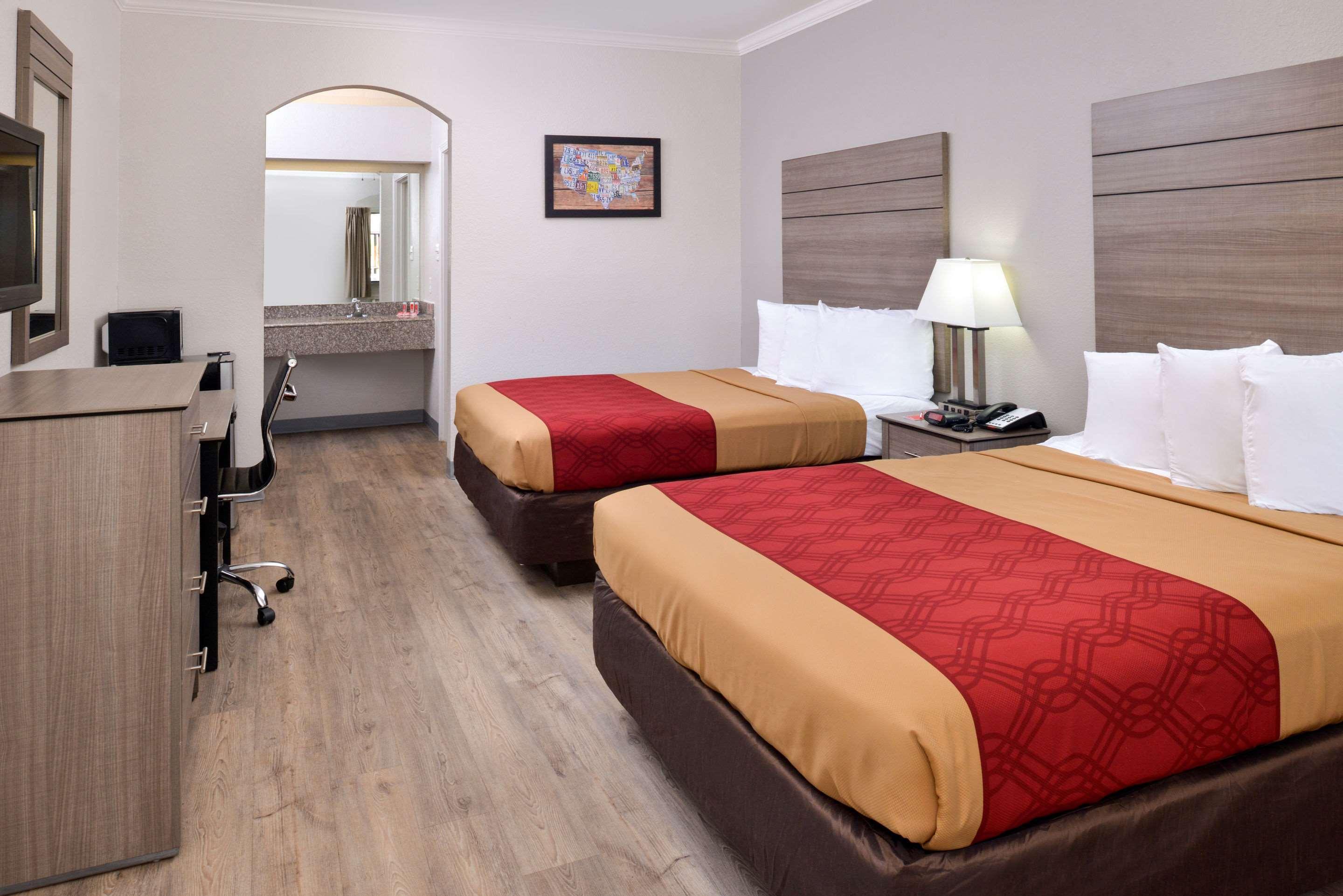 Econo Lodge Inn & Suites Port Arthur Near Sabine Pass Buitenkant foto